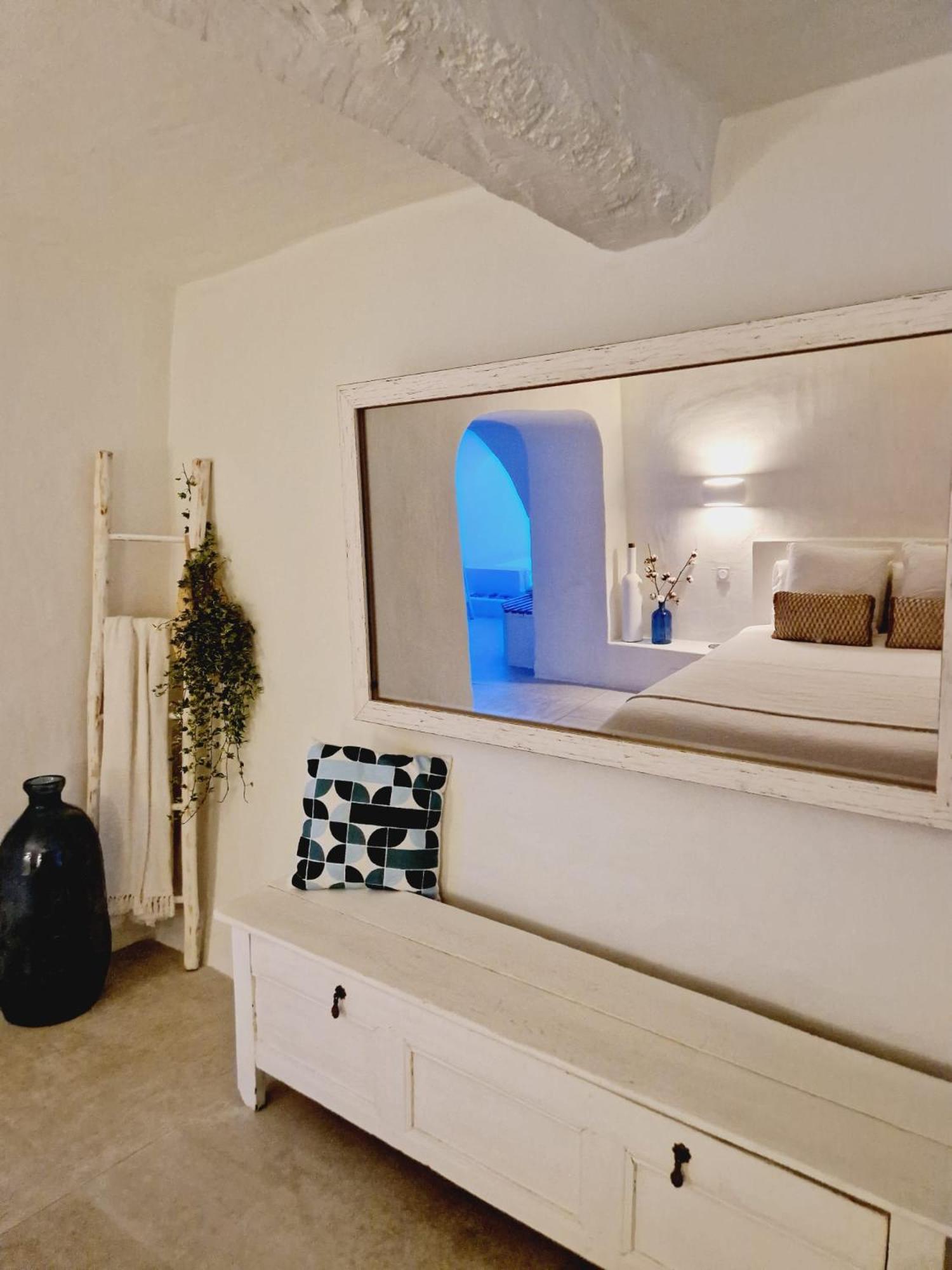 Loveroom La Cesarine Jacuzzi Prive มูแฌ็ง ภายนอก รูปภาพ